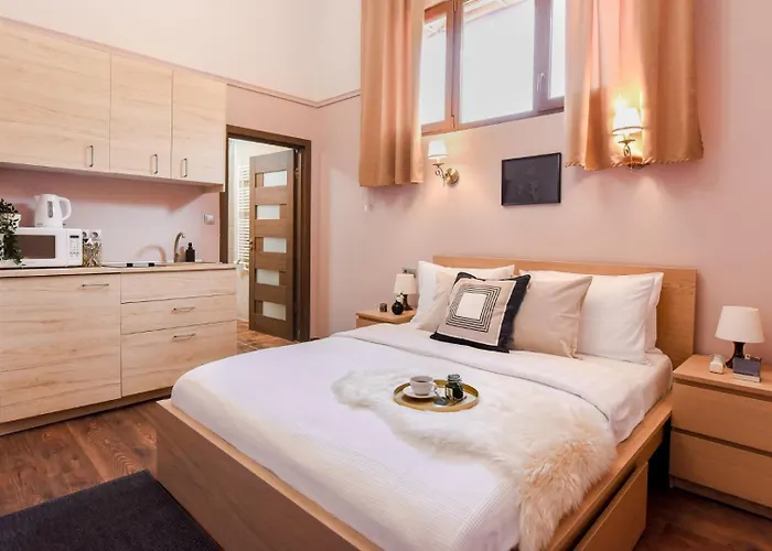 Timeless Elegance Meets Modern Comfort - In The Heart Of The Old Town Bucureşti