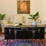 Apartament Timeless Elegance Meets Modern Comfort - In The Heart Of The Old Town Bukareszt